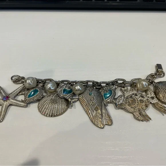 Vintage Charm Bracelet Silver Gold  Tone Ocean Sea Shell Starfish Stones 7" - Picture 3 of 7